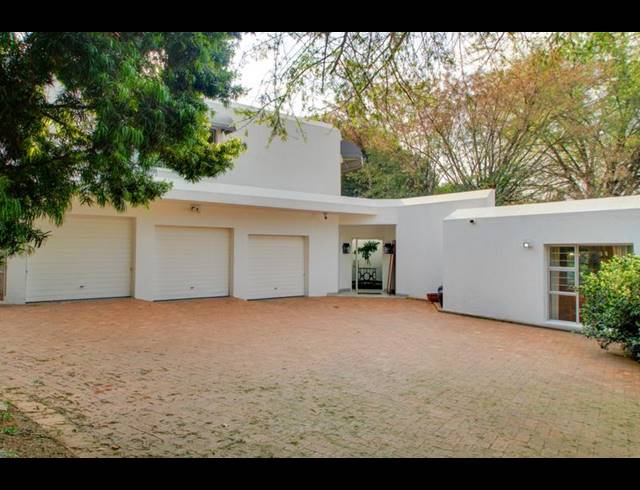 3 BEDROOM HOUSE FOR SALE IN BRYANSTON